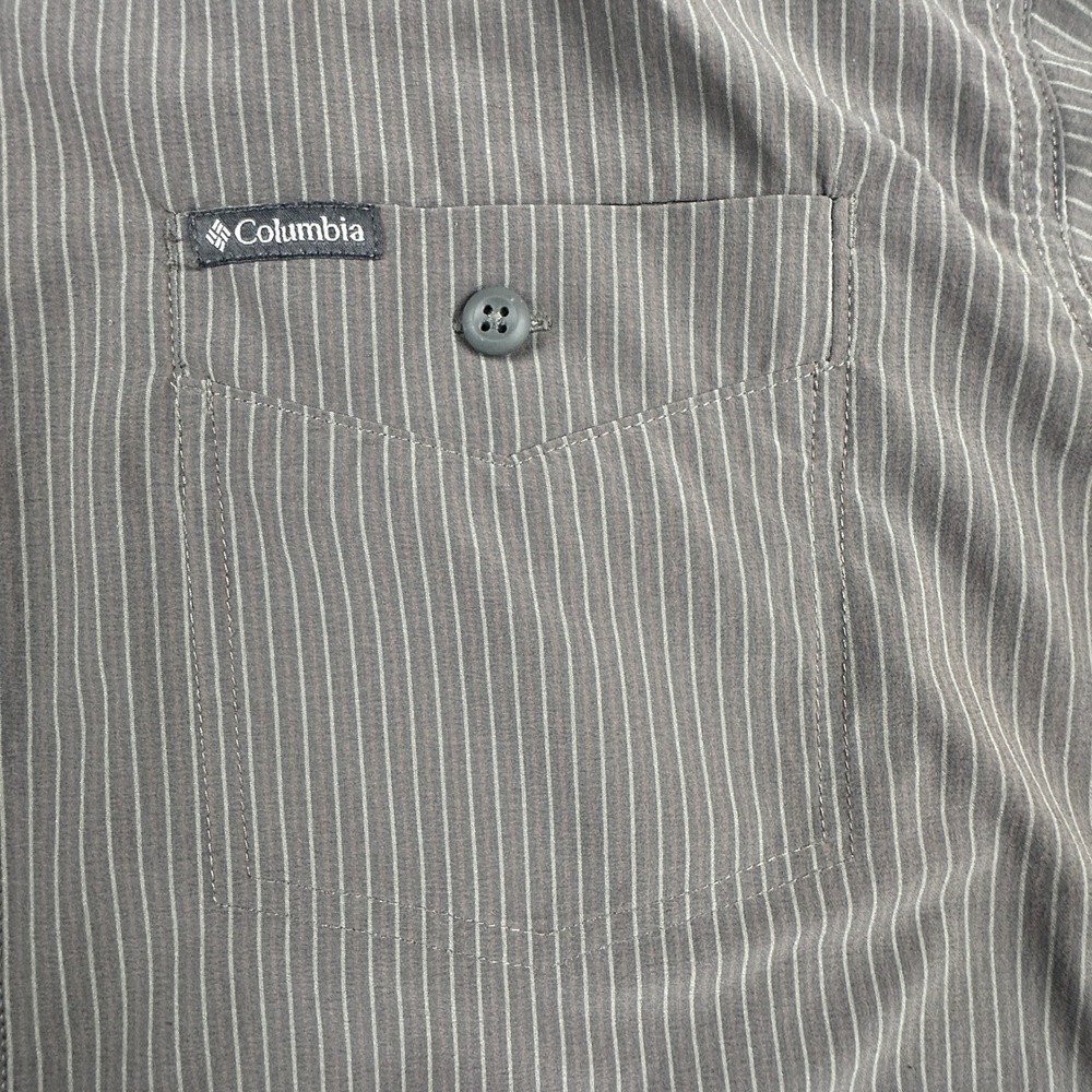 Columbia Short Sleeve Button Up Shirt Mens Large Gray Striped XO0910 Stretch - Picture 6 of 12